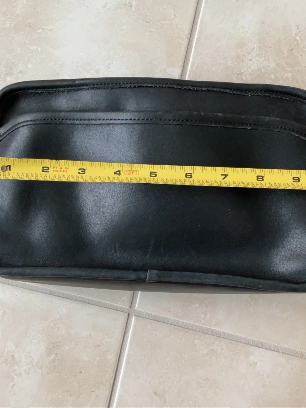 Vintage Coach Black Leather Swingpack 9974 Multi-Compartment Bag